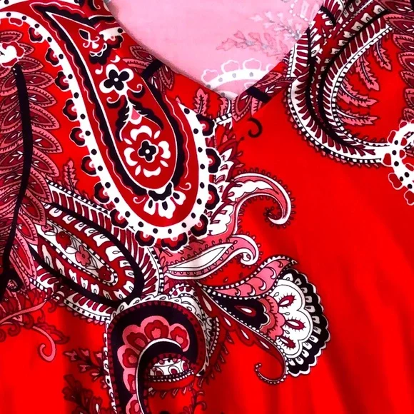 Lildy red paisley handkerchief hem tunic with subtle bell sleeves & side pockets - Picture 8 of 14